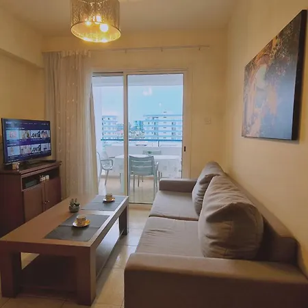 Suncity Lägenhet Larnaca