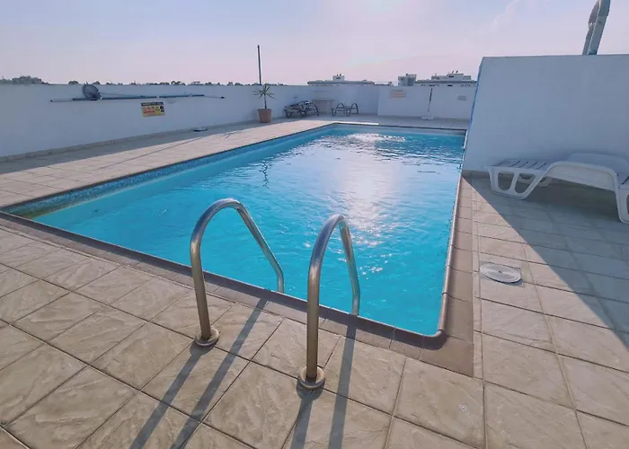 Suncity Lägenhet Larnaca